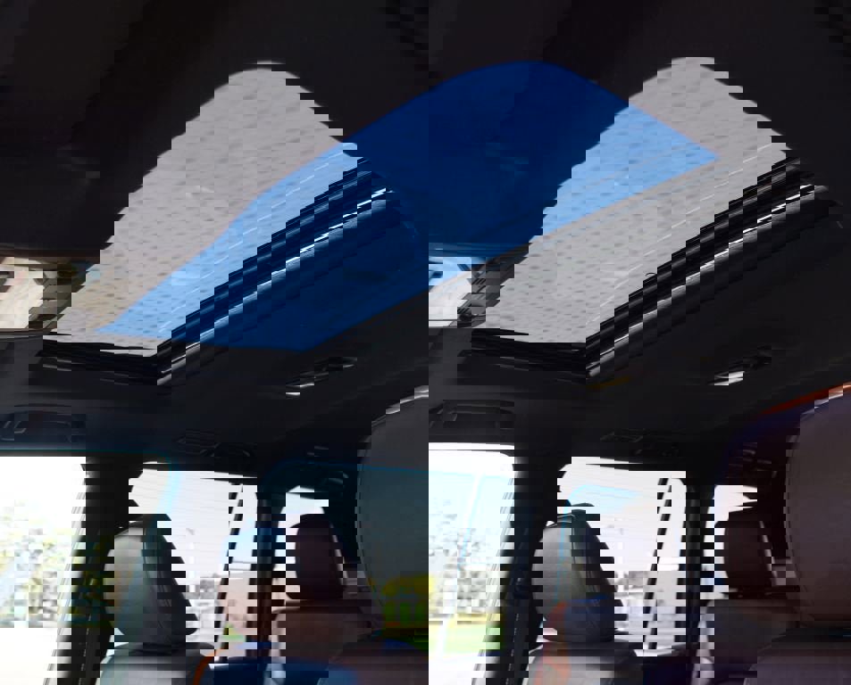 Used 2021 Toyota Land Cruiser image 6