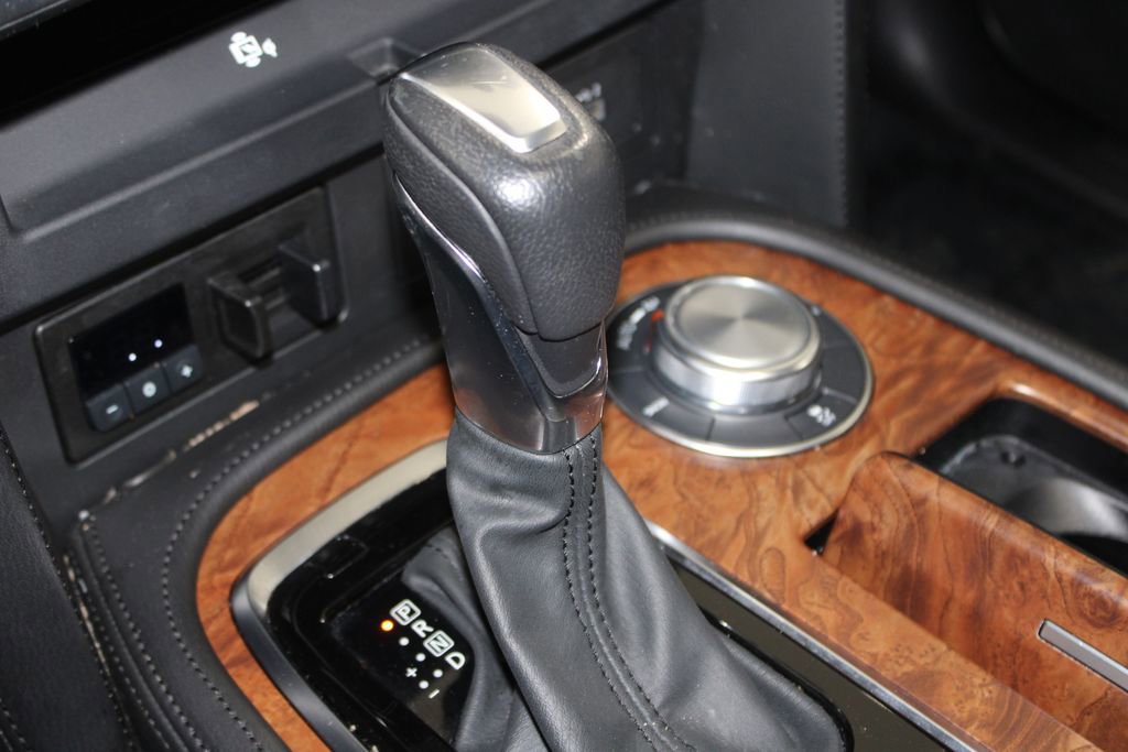 Used 2024 Nissan Armada SL image 58