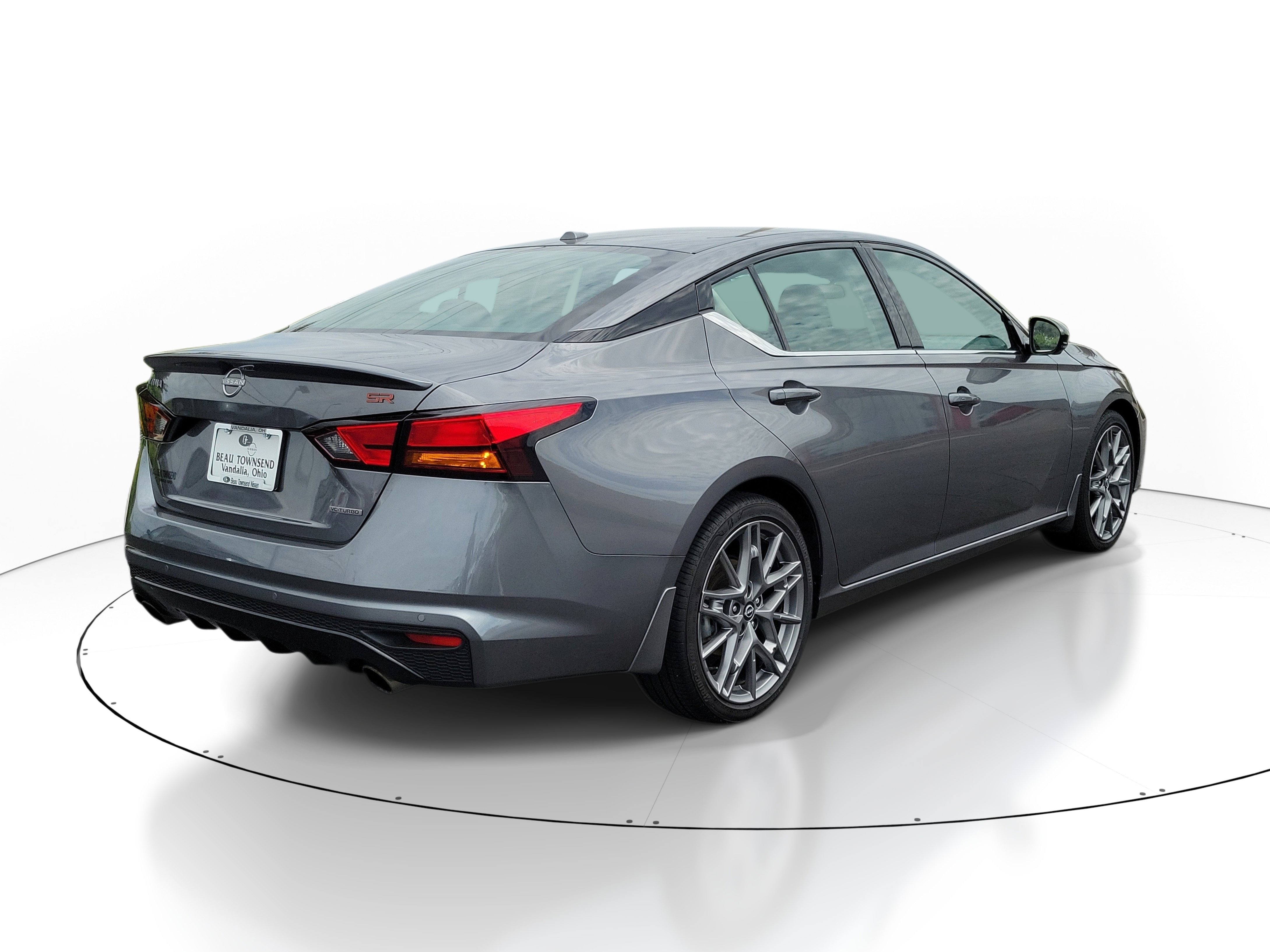 Used 2024 Nissan Altima 2.0 SR FWD image 4