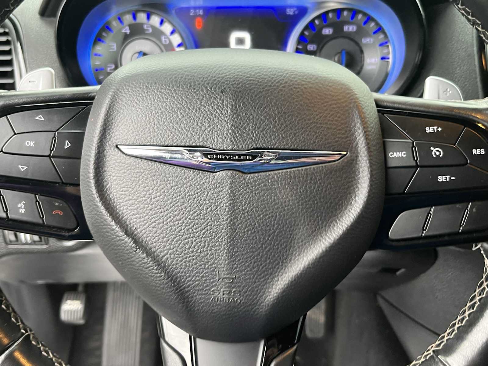 Used 2019 Chrysler 300 S RWD image 16