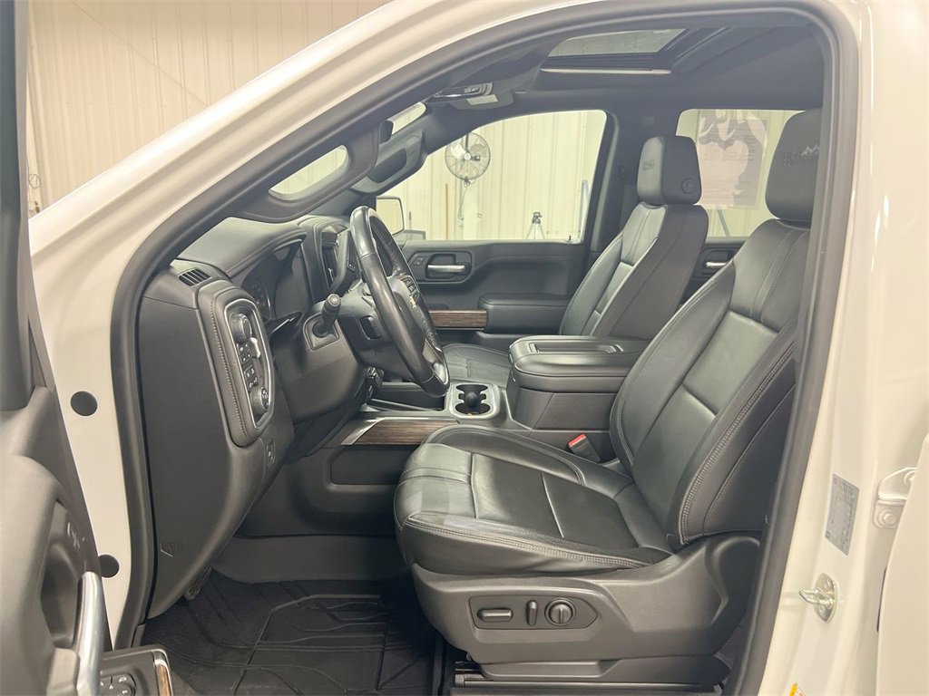 Used 2019 Chevrolet Silverado 1500 High Country w/ High Country Premium Package image 20