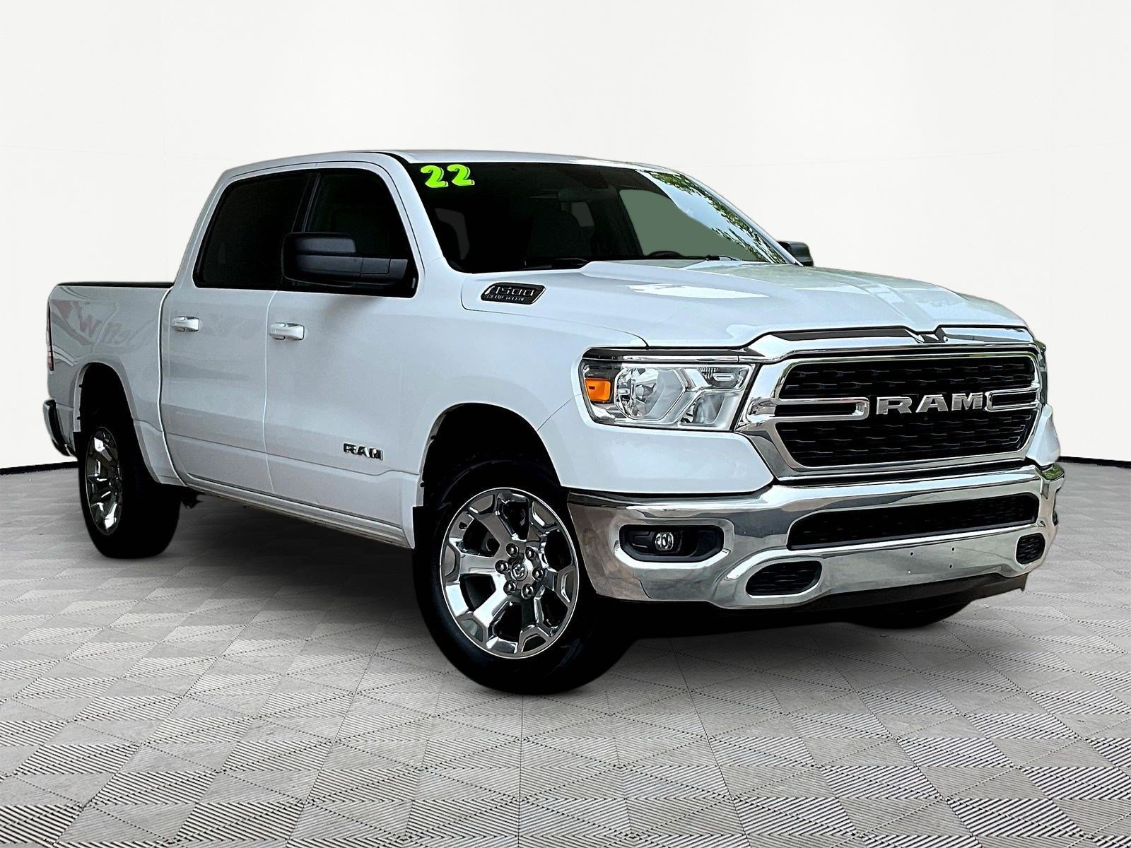 Used 2022 RAM 1500 Big Horn AWD/4WD image 3