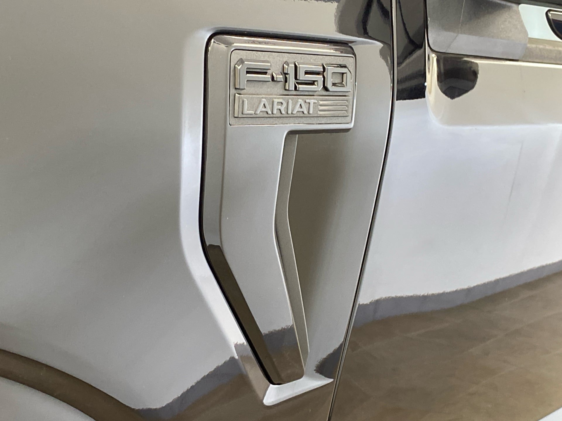 New 2026 Ford F150 Lariat w/ Equipment Group 501A Mid AWD/4WD image 13