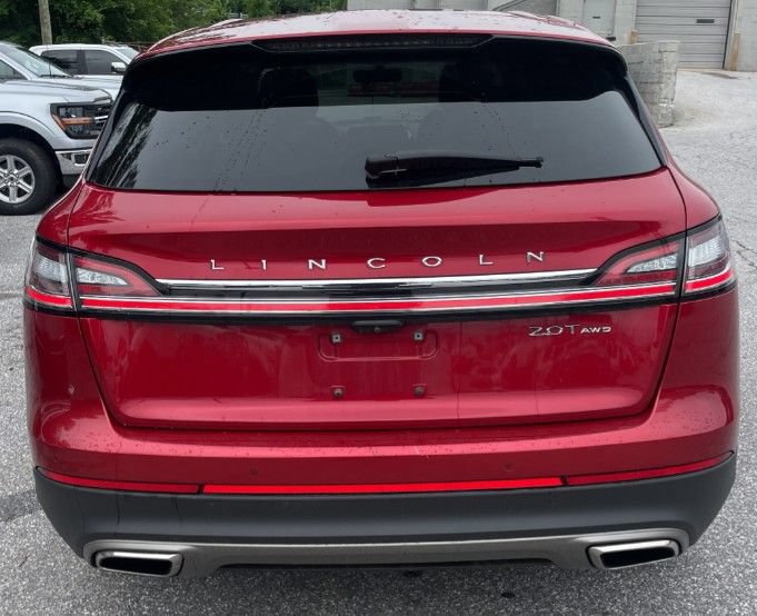 Used 2020 Lincoln Nautilus Premier w/ Equipment Group 101A AWD/4WD image 4