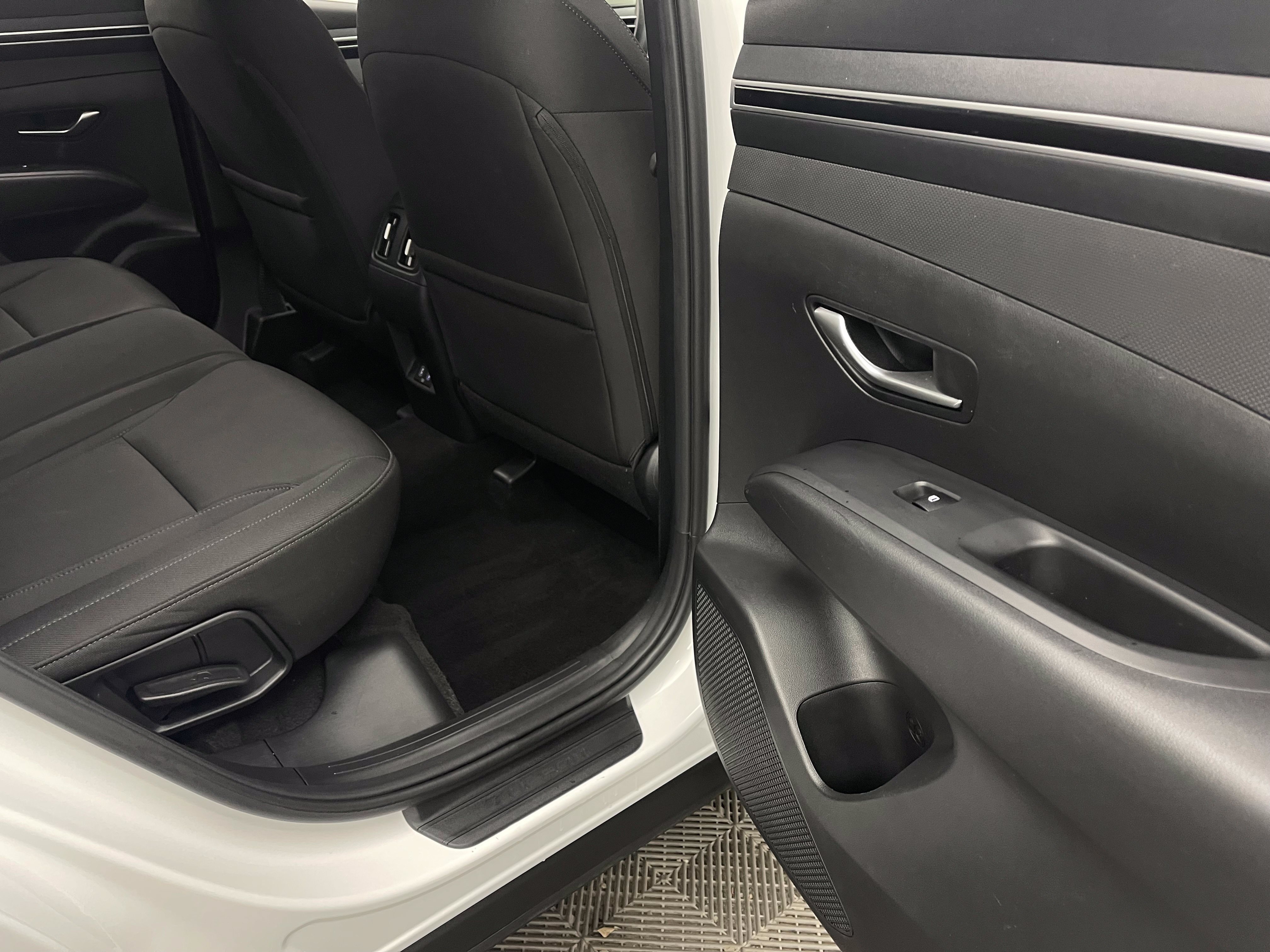 Used 2024 Hyundai Tucson SEL FWD image 35