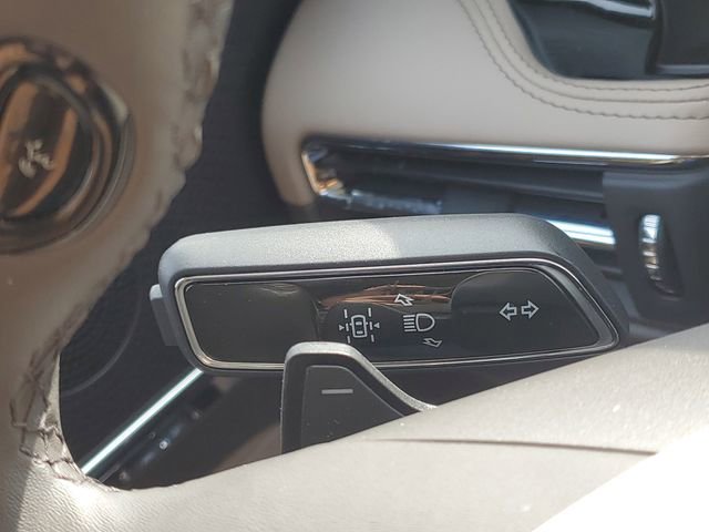 Certified 2024 Lincoln Corsair AWD image 16