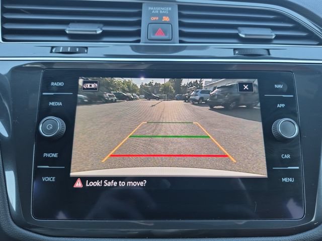 Used 2021 Volkswagen Tiguan SEL Premium R-Line AWD/4WD image 26