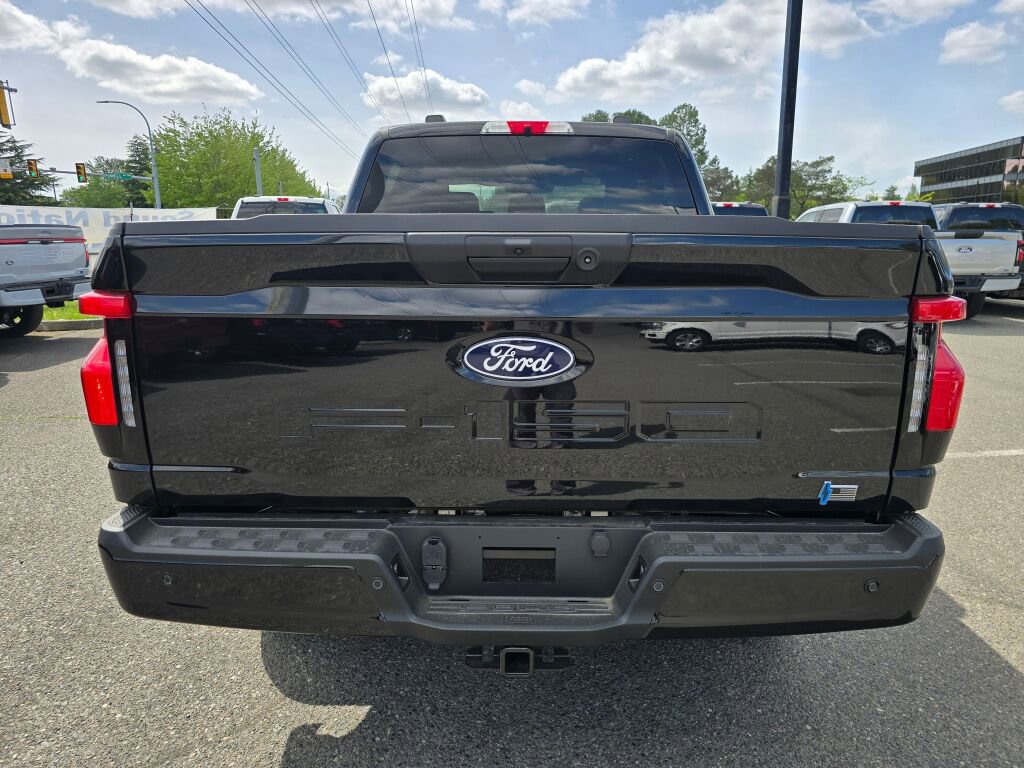 New 2025 Ford F150 Lightning Flash AWD/4WD image 4