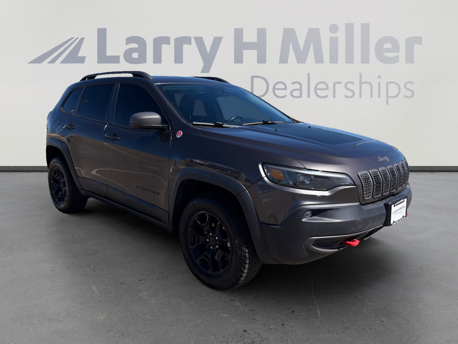 Used 2015 Jeep Cherokee Sport w/ Sport Appearance Group image 8
