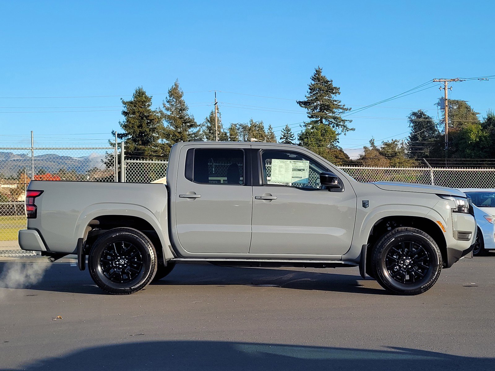 New 2026 Nissan Frontier SV w/ SV Convenience Package image 4