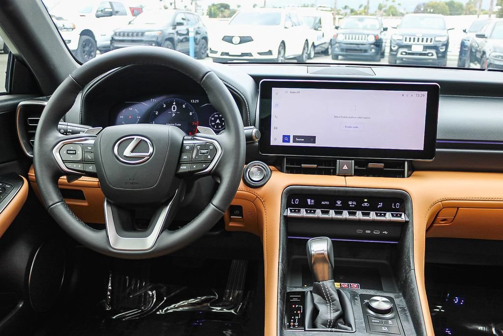 Used 2026 Lexus IS 350 F Sport RWD image 14