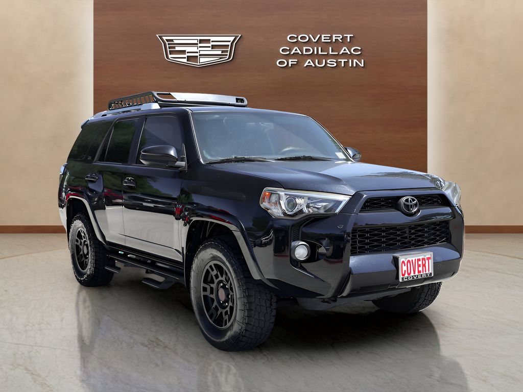 Used 2016 Toyota 4Runner SR5 AWD/4WD image 6