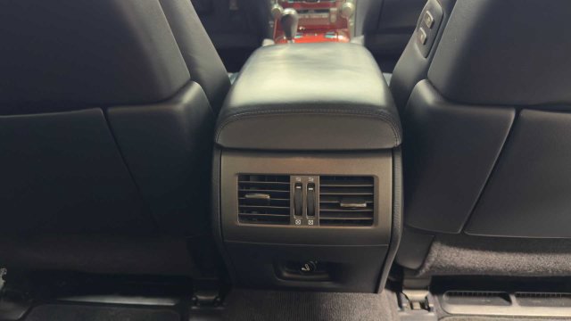 Used 2007 Lexus LS 460 RWD image 16