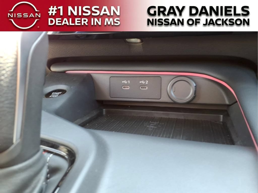 New 2026 Nissan Sentra SR w/ SR Premium Package FWD image 18