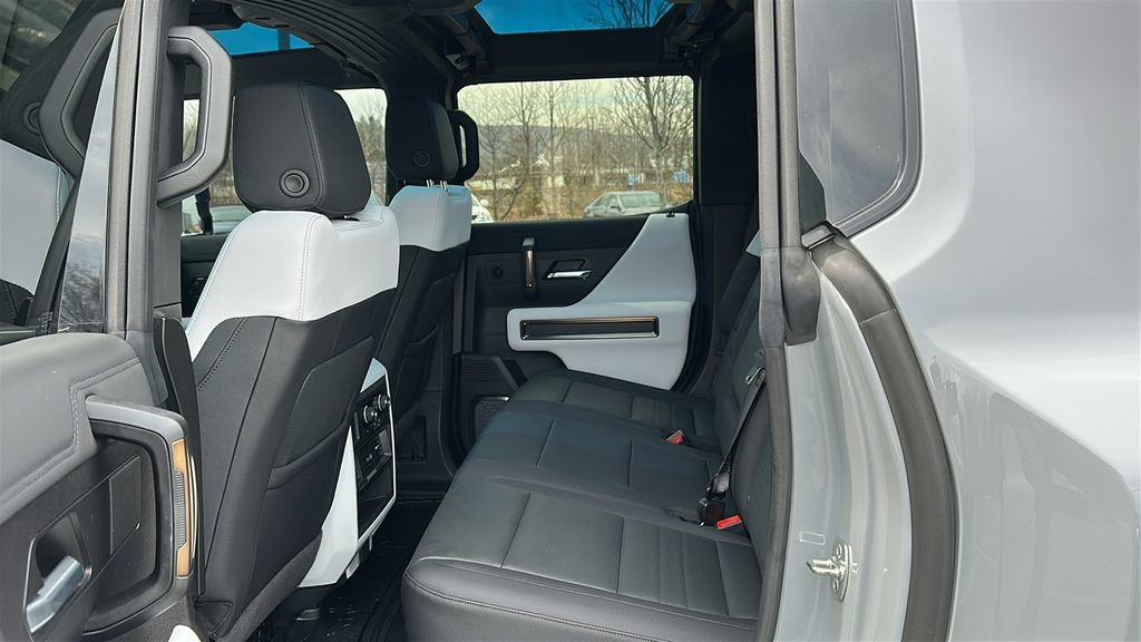 Used 2025 GMC Hummer EV 3X AWD/4WD image 24