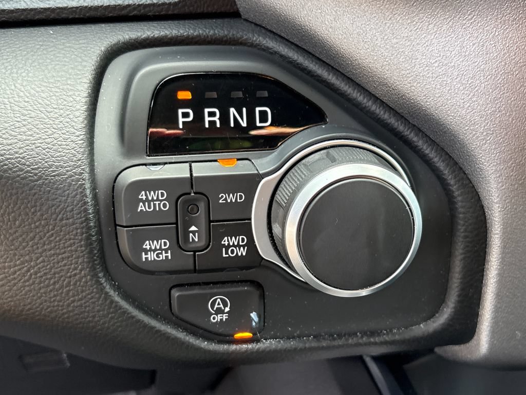 Used 2025 RAM 1500 Big Horn AWD/4WD image 26