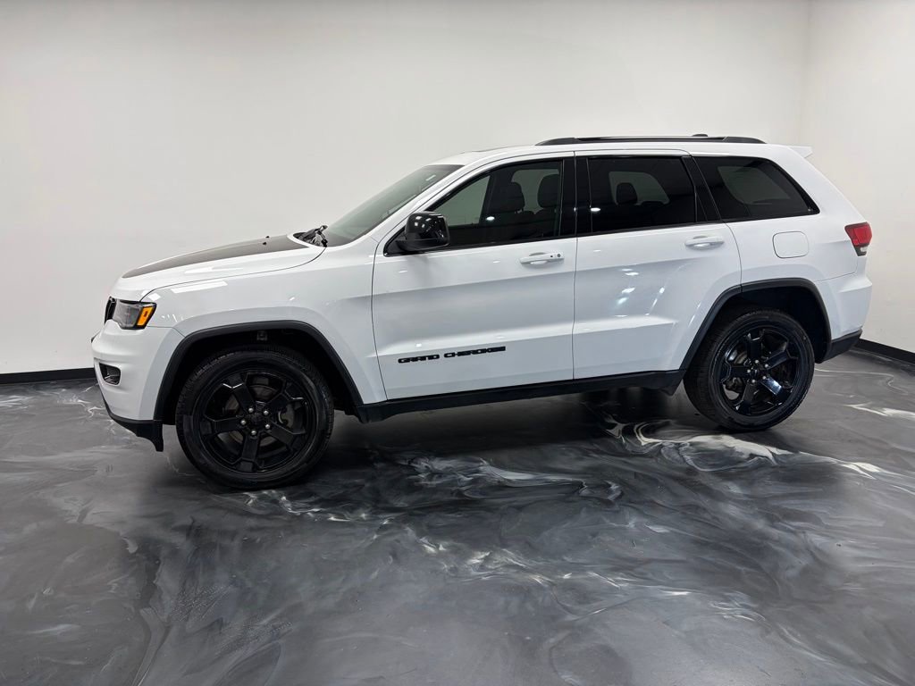 Used 2020 Jeep Grand Cherokee Laredo AWD/4WD image 20