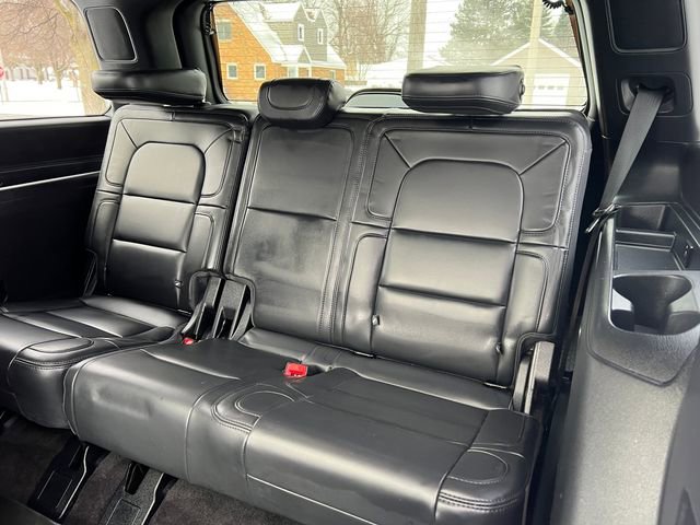 Used 2022 Lincoln Navigator Reserve image 6