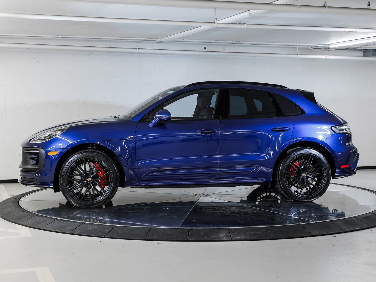 New 2026 Porsche Macan GTS AWD/4WD image 2