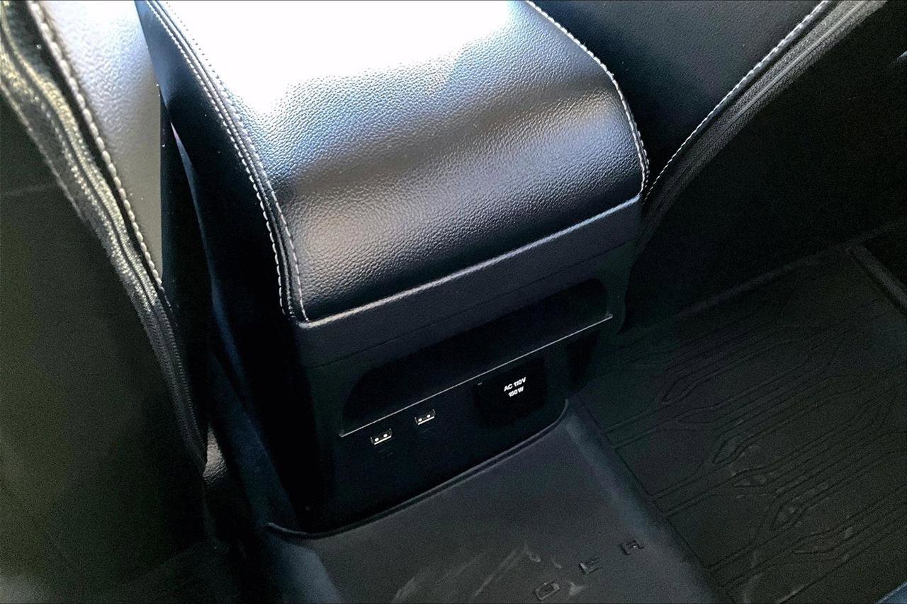 Used 2022 Ford Ranger Lariat w/ Tremor Off-Road Package image 13