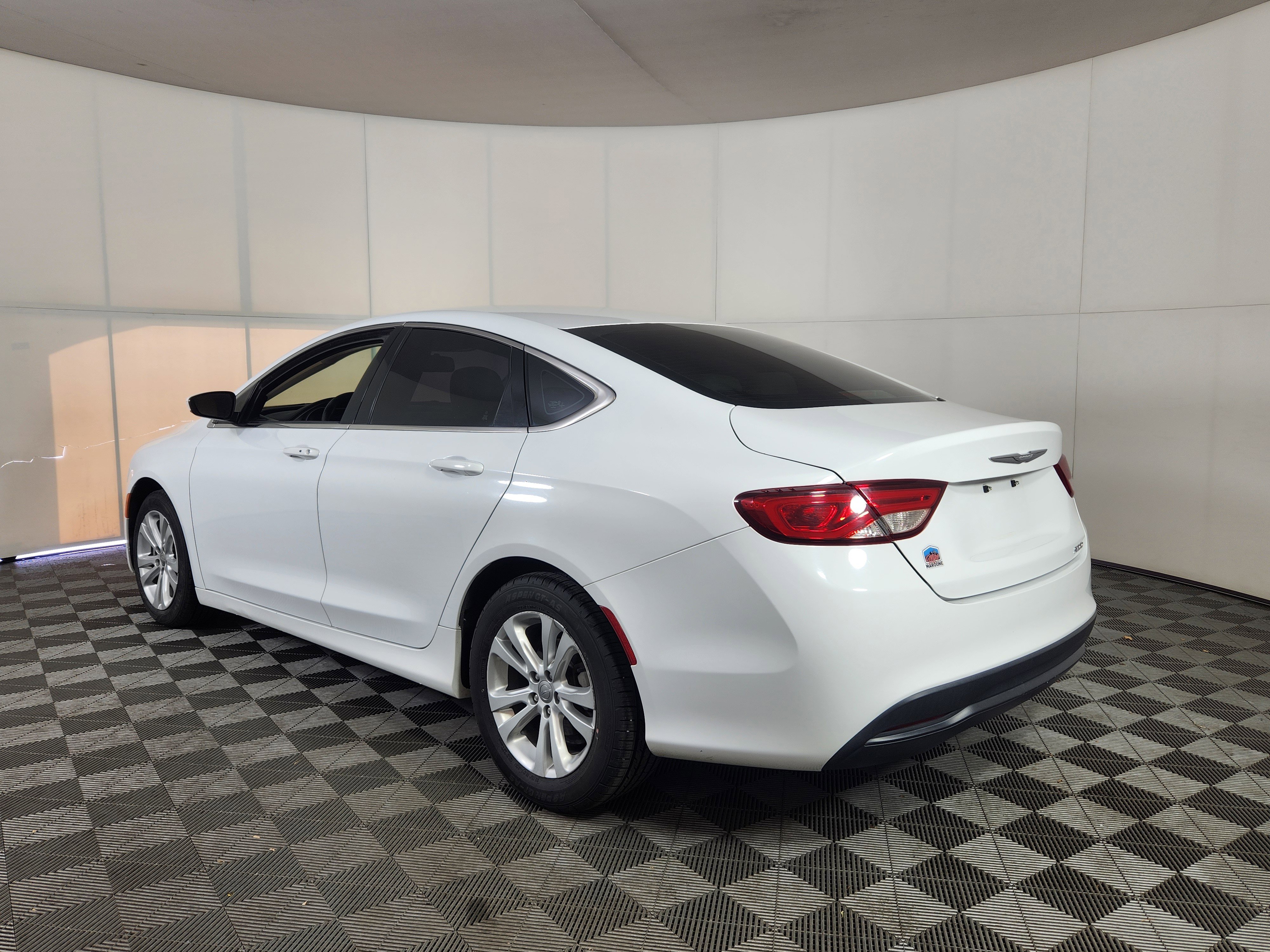 Used 2016 Chrysler 200 LX image 5