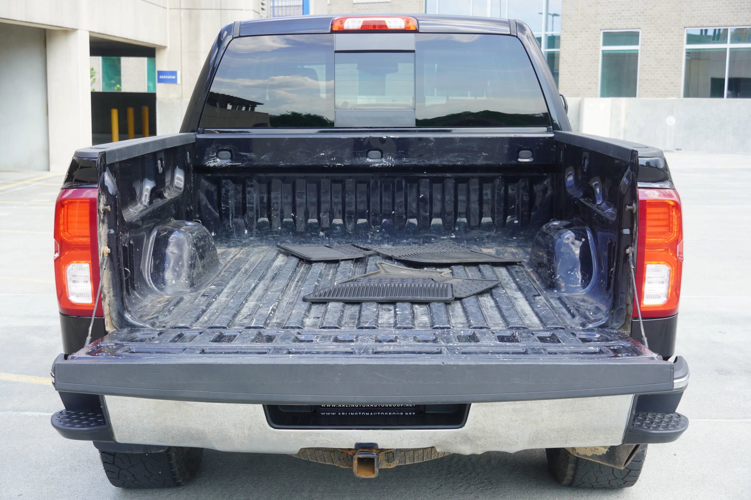 Used 2017 Chevrolet Silverado 1500 LTZ w/ Sport Package AWD/4WD image 31