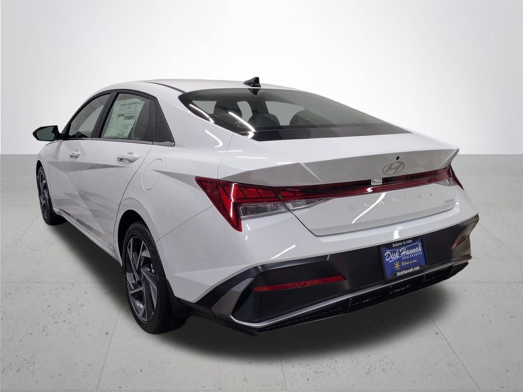 New 2026 Hyundai Elantra Limited image 10