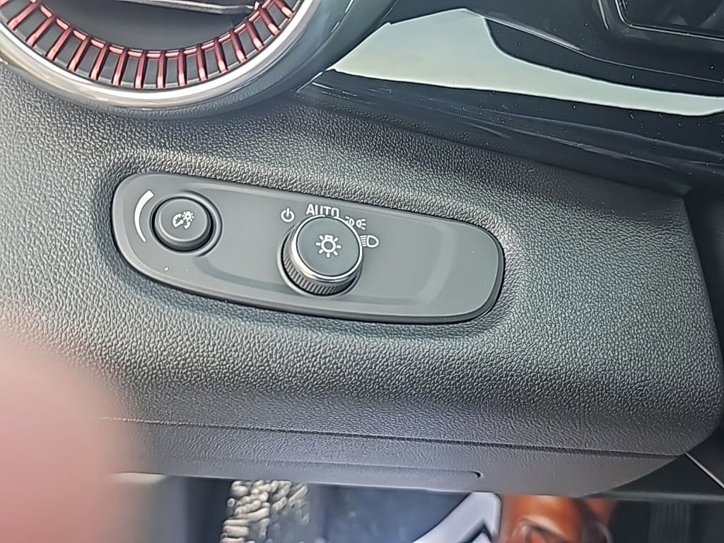 New 2026 Chevrolet Trax RS image 20