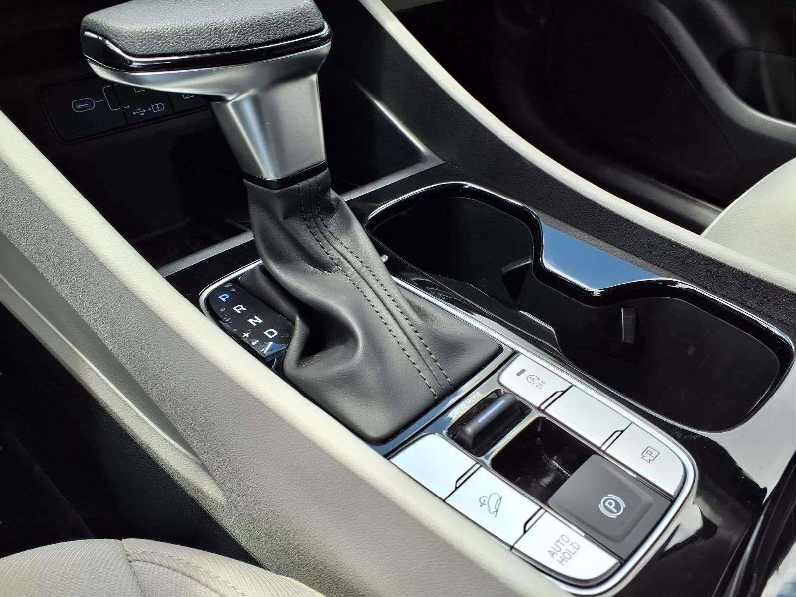 Certified 2025 Hyundai Tucson SEL image 18