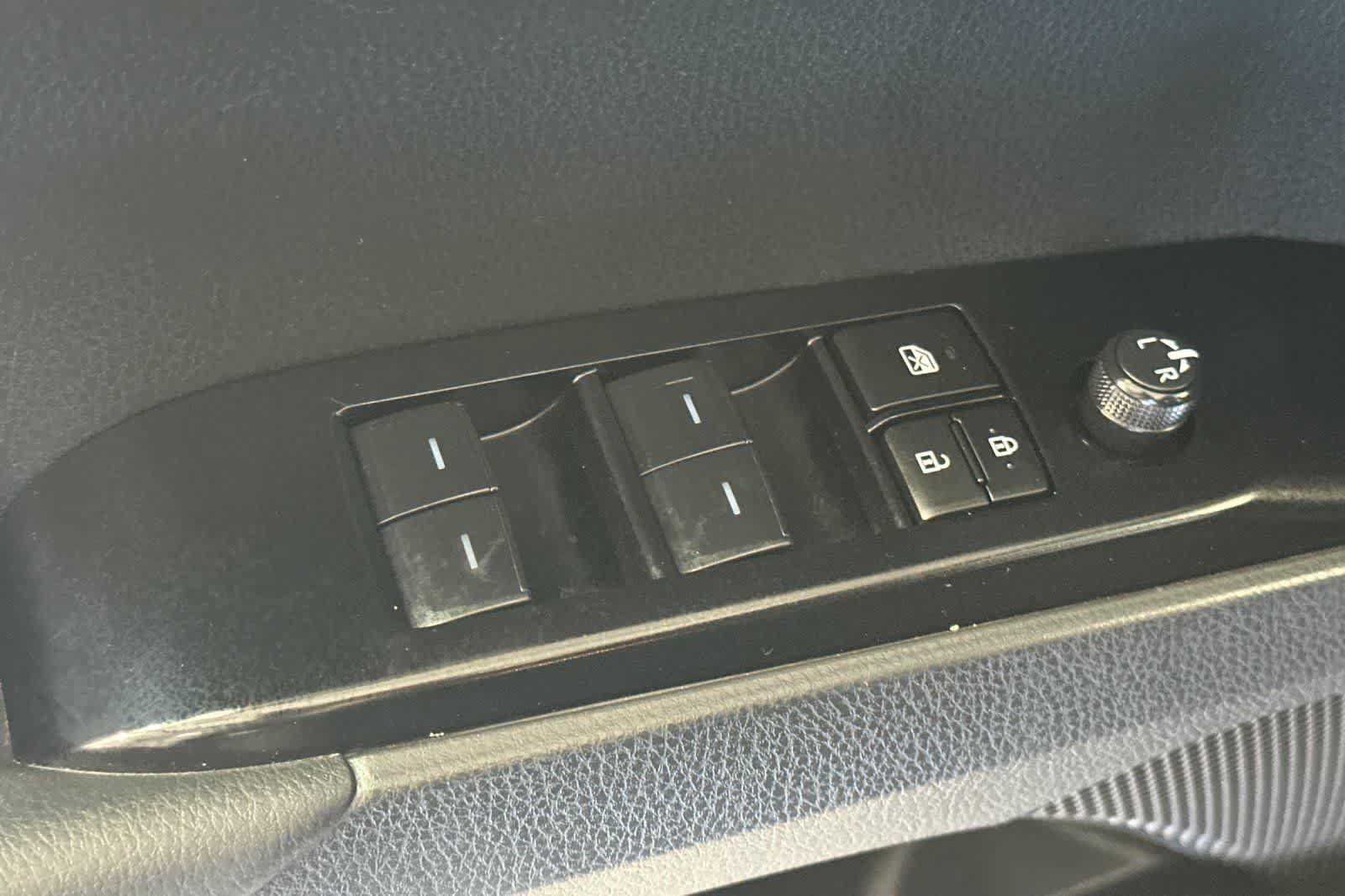 Used 2025 Toyota Camry LE FWD image 14
