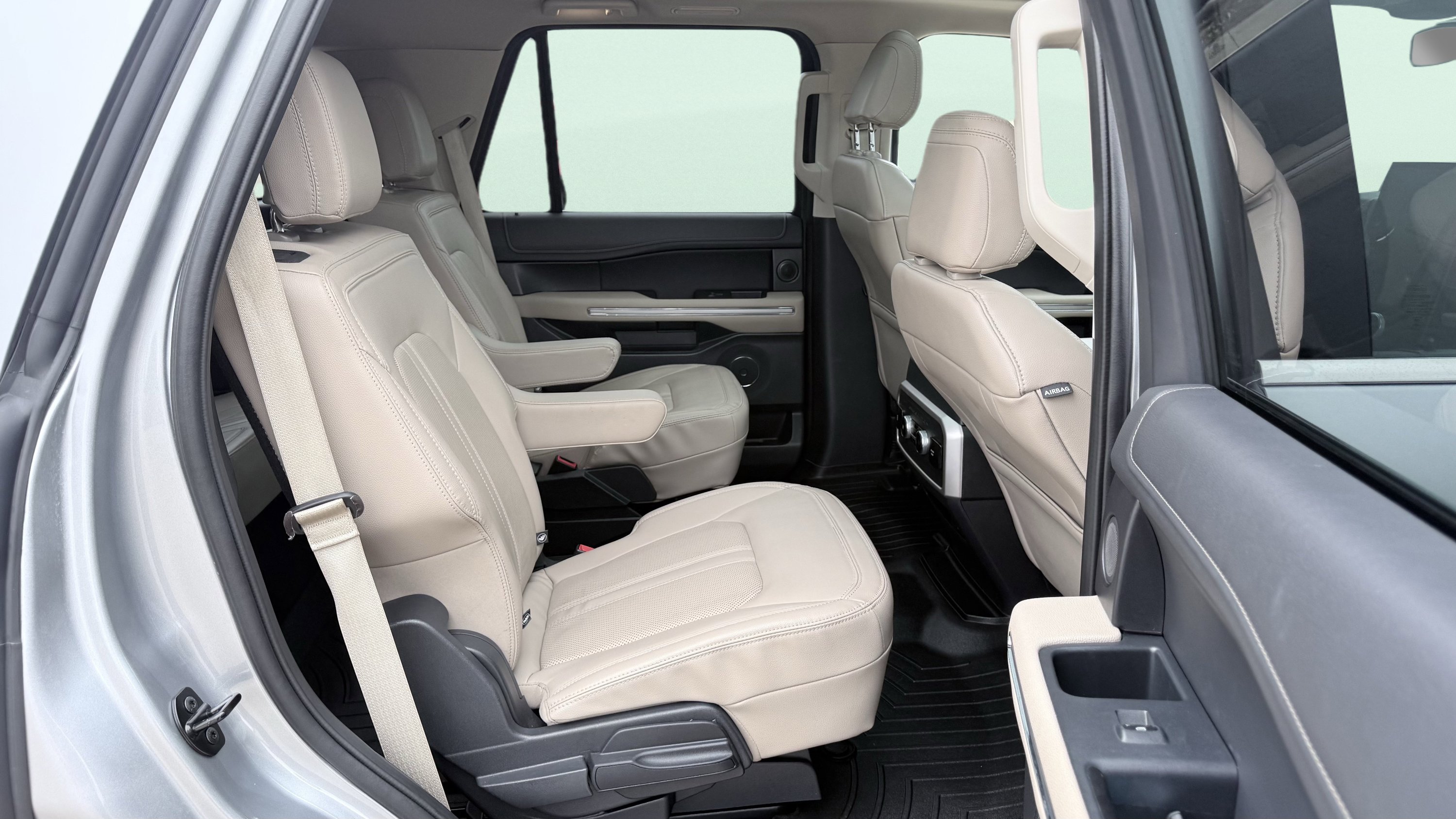 Used 2023 Ford Expedition Limited RWD image 43