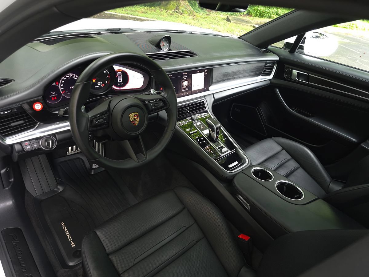 Used 2023 Porsche Panamera 4 Platinum Edition w/ Assistance Package AWD/4WD image 2
