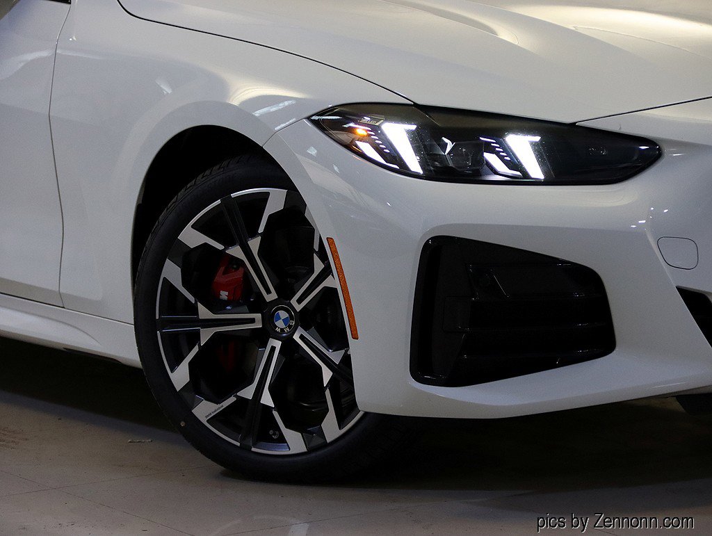 New 2026 BMW 430i xDrive Coupe w/ M Sport Package image 3