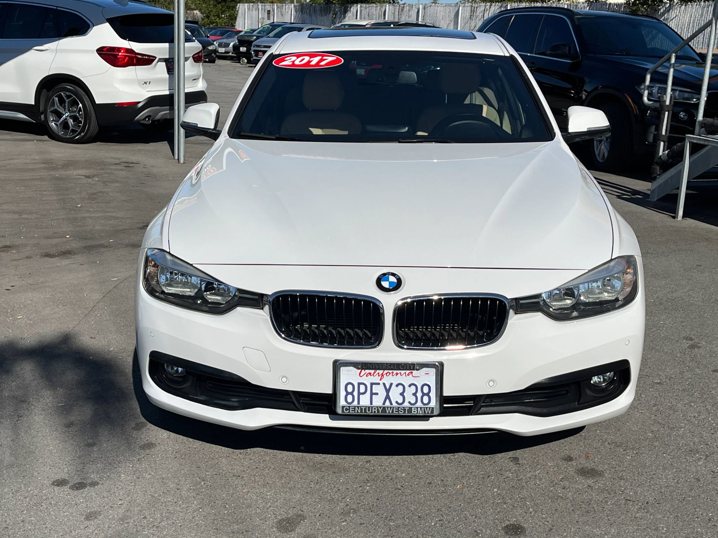 Used 2017 BMW 320i Sedan image 2