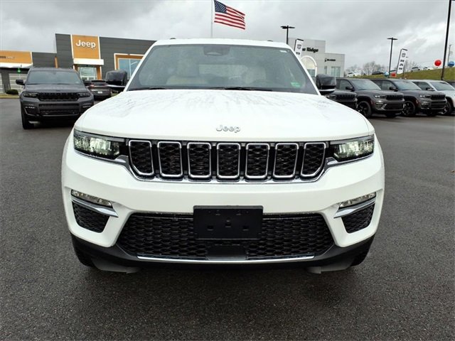 New 2025 Jeep Grand Cherokee Limited image 10