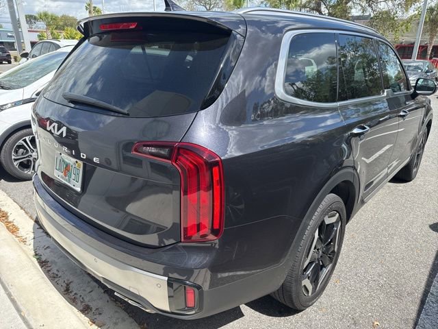 Used 2025 Kia Telluride S image 9
