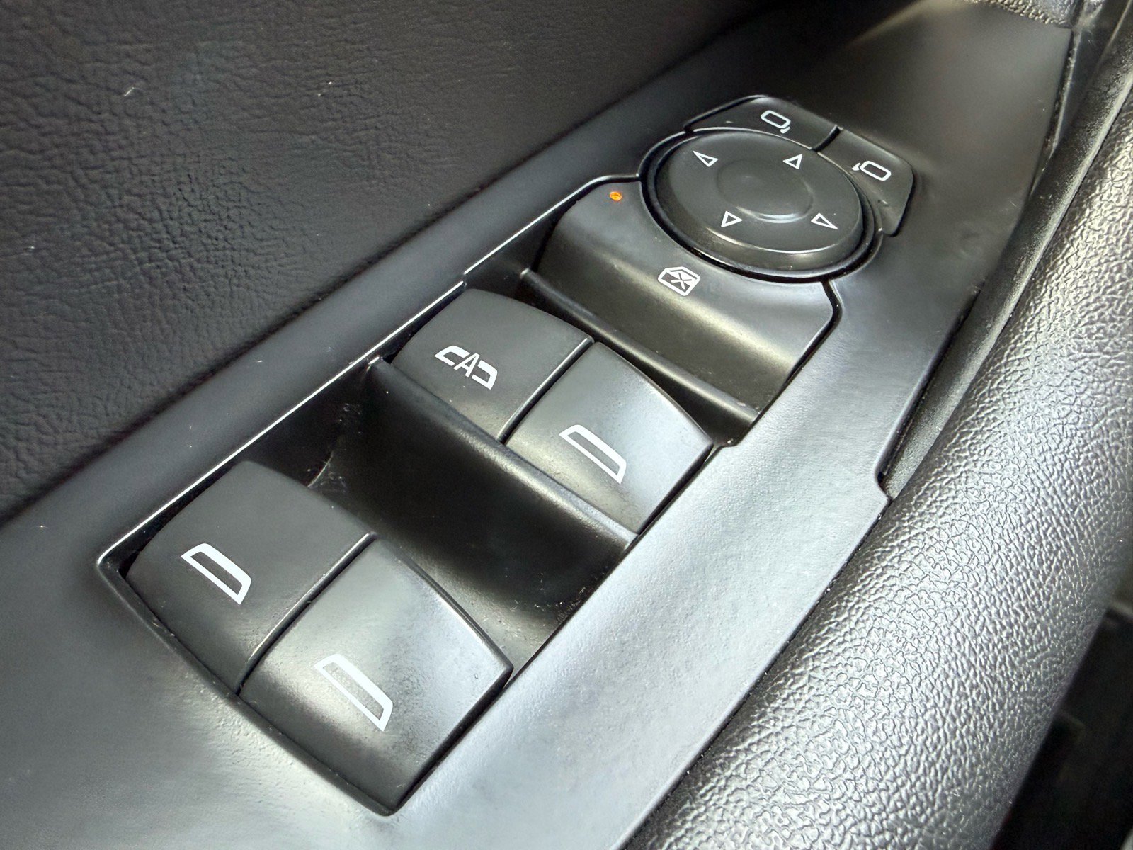 Used 2021 Chevrolet Blazer RS w/ Enhanced Convenience Package image 15