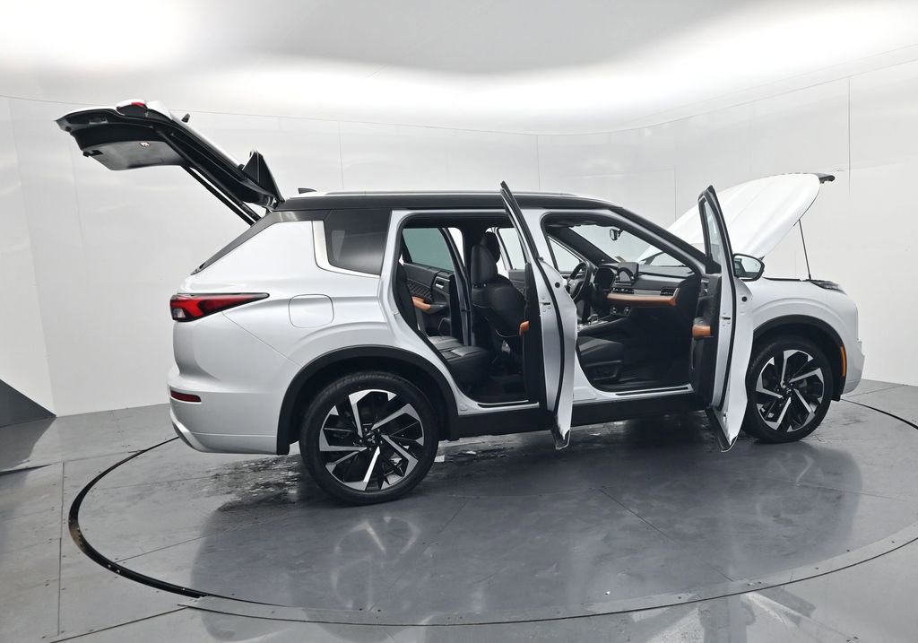 Used 2023 Mitsubishi Outlander SEL 40th Anniversary image 54