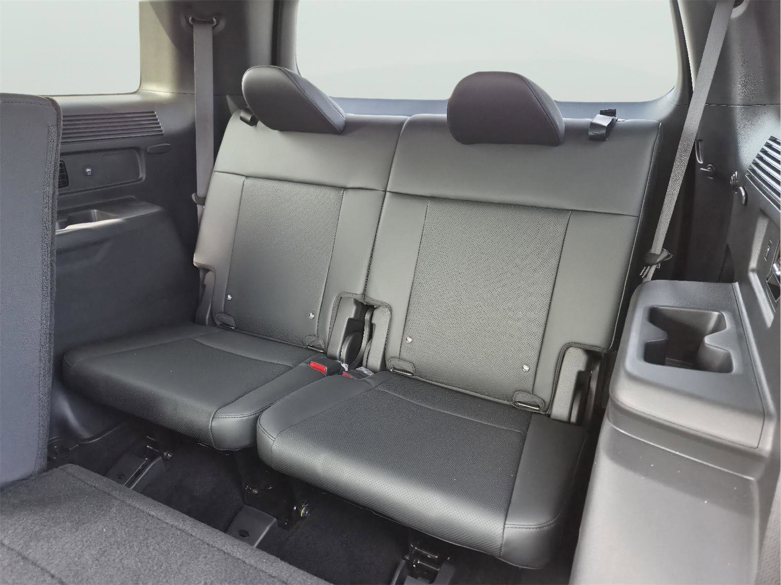 Used 2026 Hyundai Santa Fe SEL AWD/4WD image 15