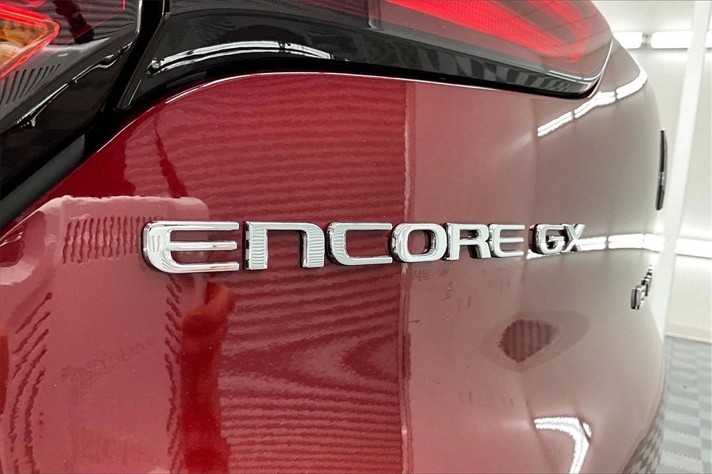 Used 2025 Buick Encore GX Preferred w/ Advanced Technology Package image 8