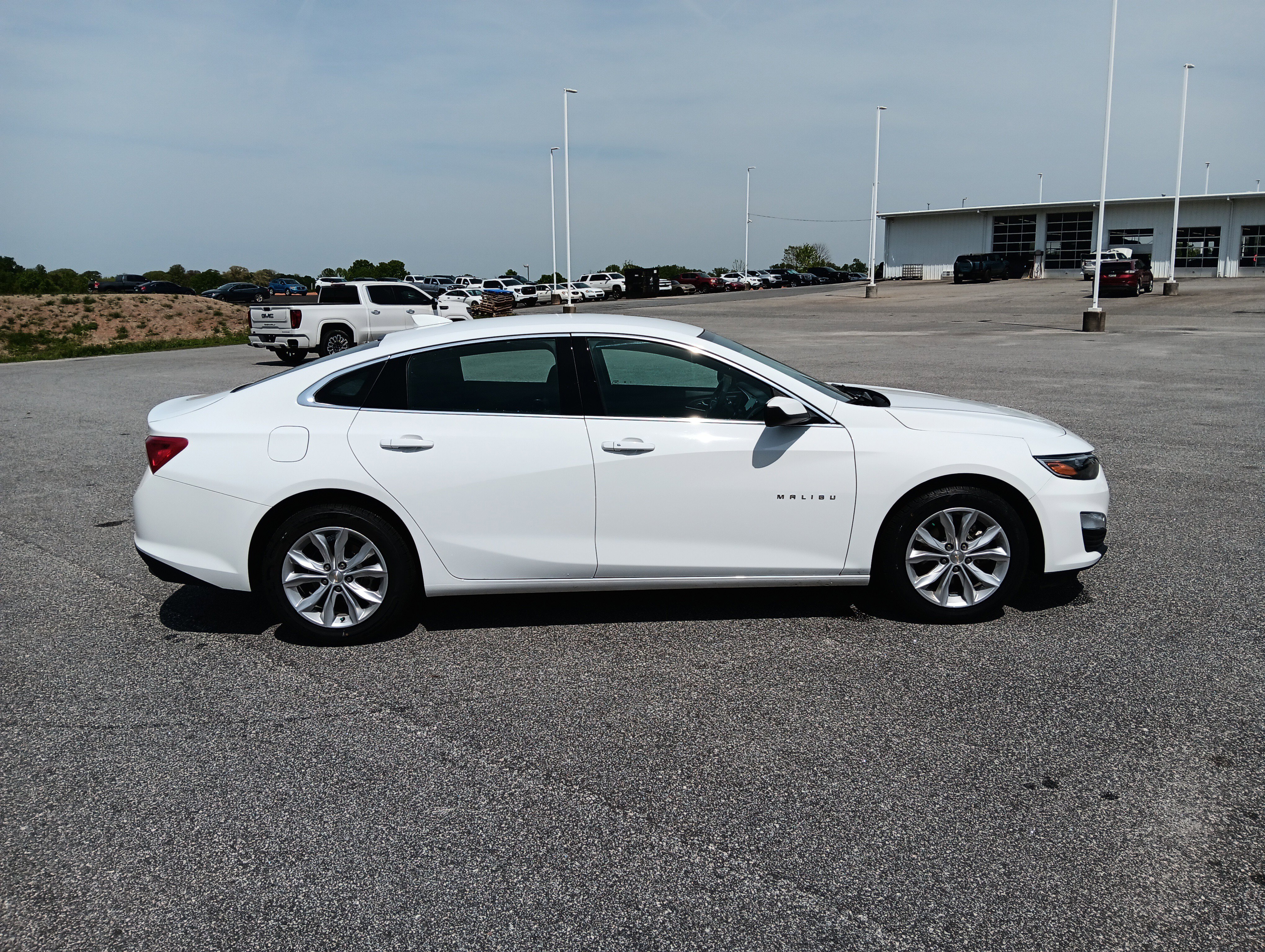 Used 2024 Chevrolet Malibu LT FWD image 6