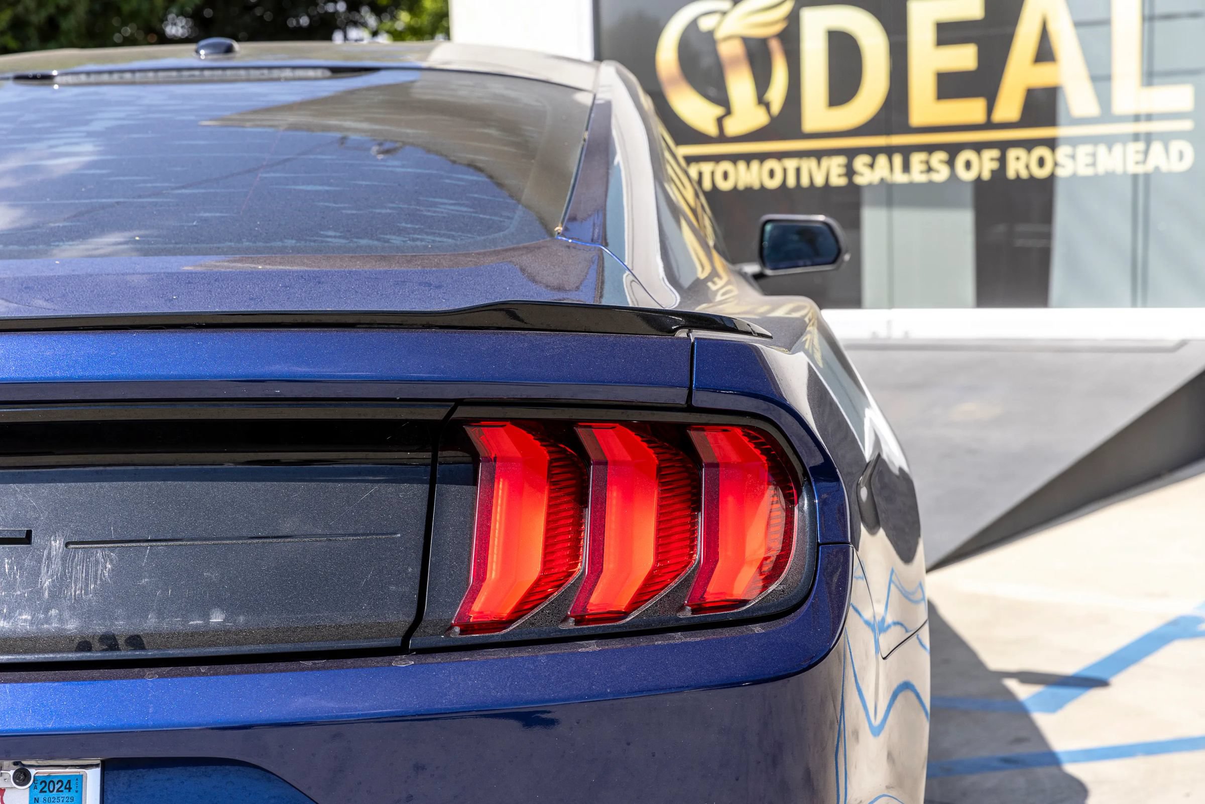 Used 2019 Ford Mustang GT Premium w/ Equipment Group 401A RWD image 10