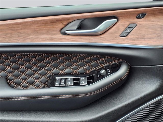 Used 2023 Jeep Grand Cherokee Summit w/ Adv Protech Group IV image 23