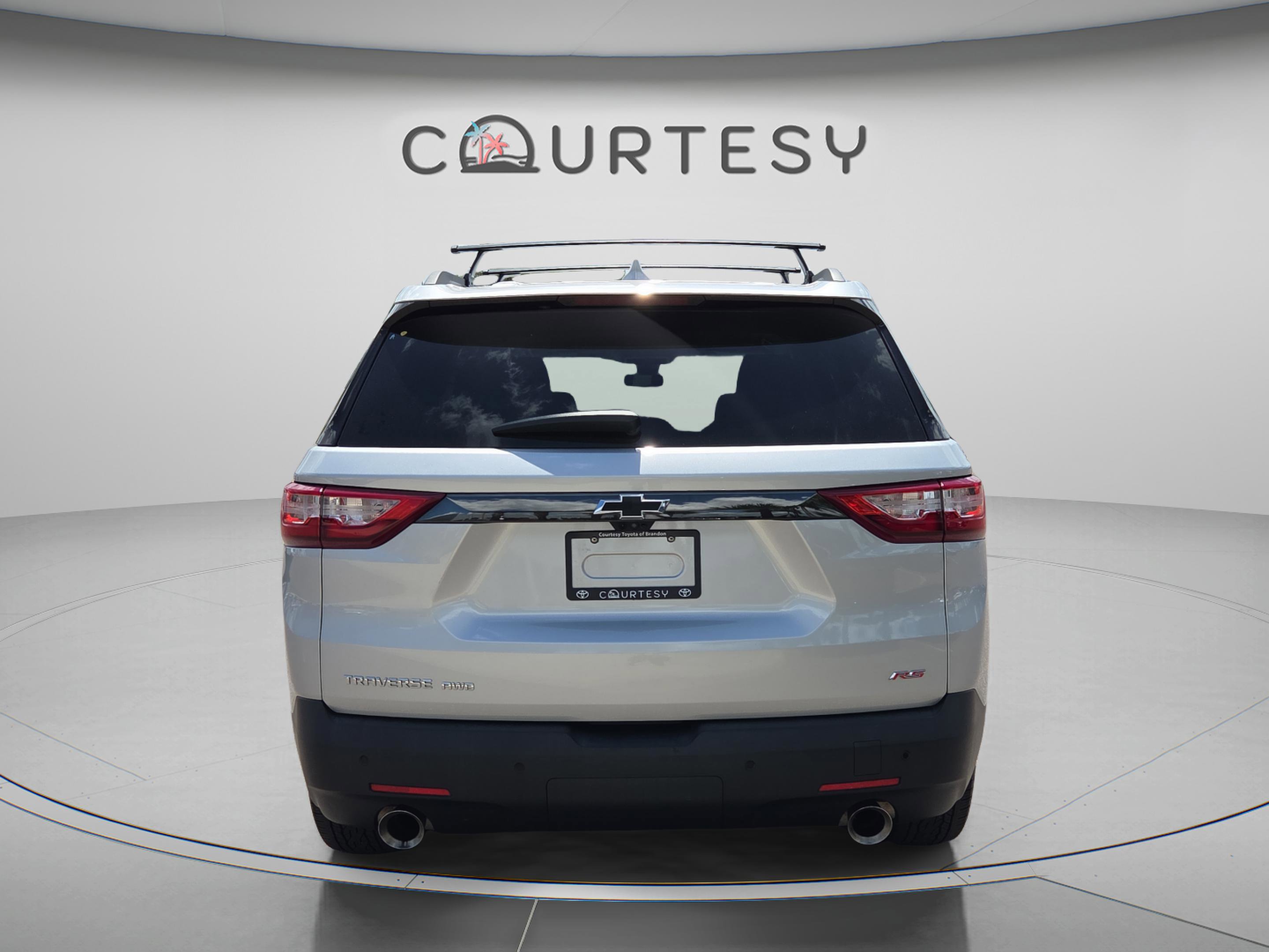 Used 2019 Chevrolet Traverse RS w/ LPO, 'HIT The Road' Package image 4