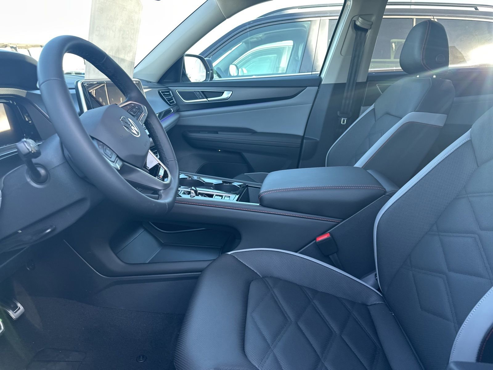 New 2026 Volkswagen Atlas Peak Edition image 12