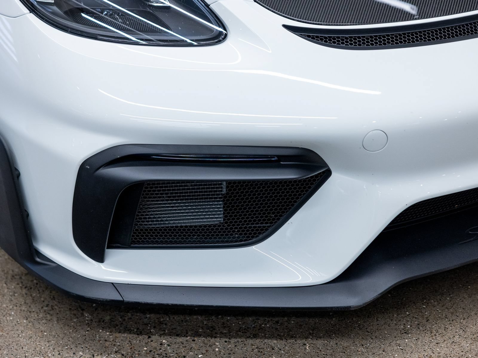 Certified 2025 Porsche 718 Boxster Spyder RS RWD image 17
