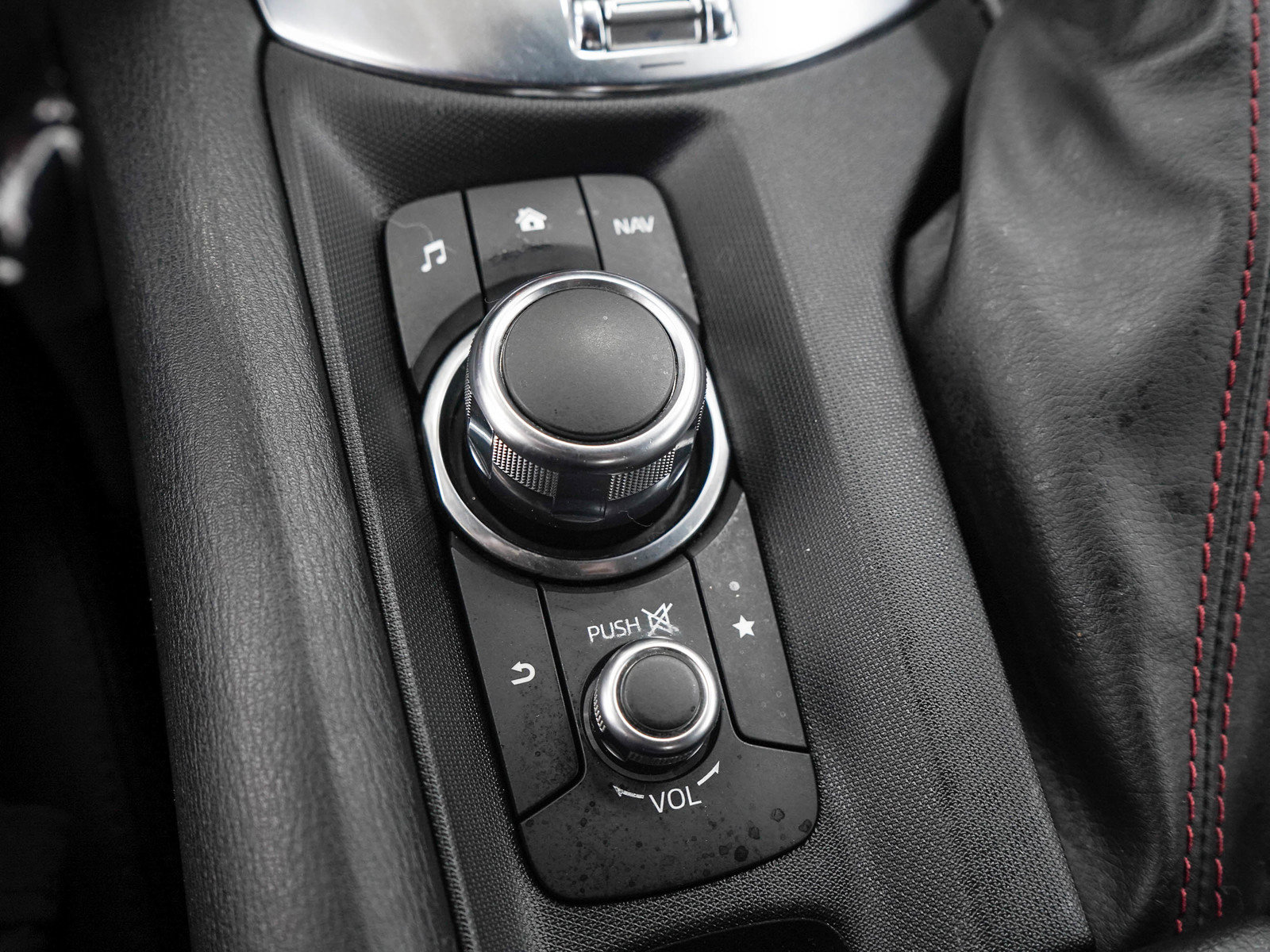 Used 2019 MAZDA MX-5 Miata Grand Touring RWD image 19