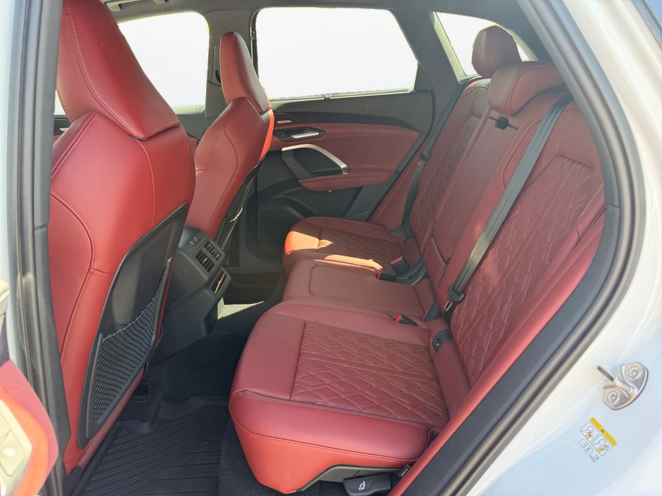 New 2026 Audi SQ5 Premium Plus AWD/4WD image 13