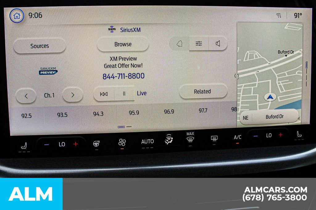 Used 2023 Ford Escape SE image 35