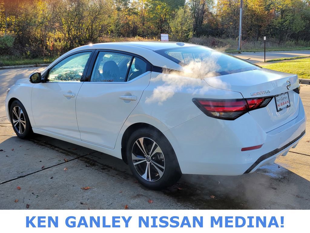 Used 2022 Nissan Sentra SV image 5